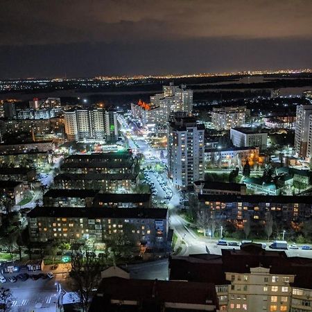 Видовая Квартира Yaroslavichi-2 Vyshhorod Buitenkant foto