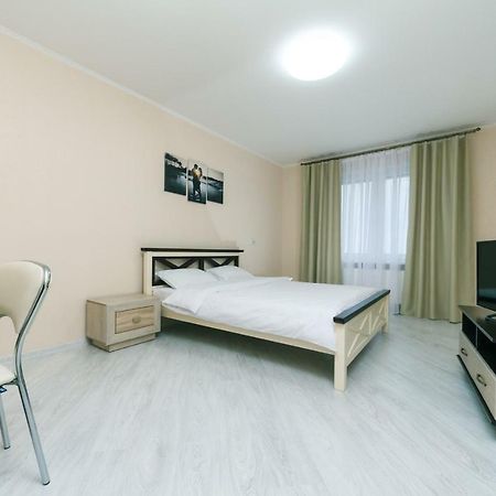 Видовая Квартира Yaroslavichi-2 Vyshhorod Buitenkant foto